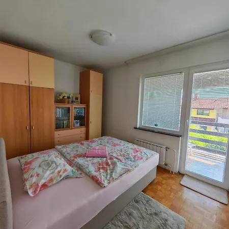 Hisa Ana Semesterbostad