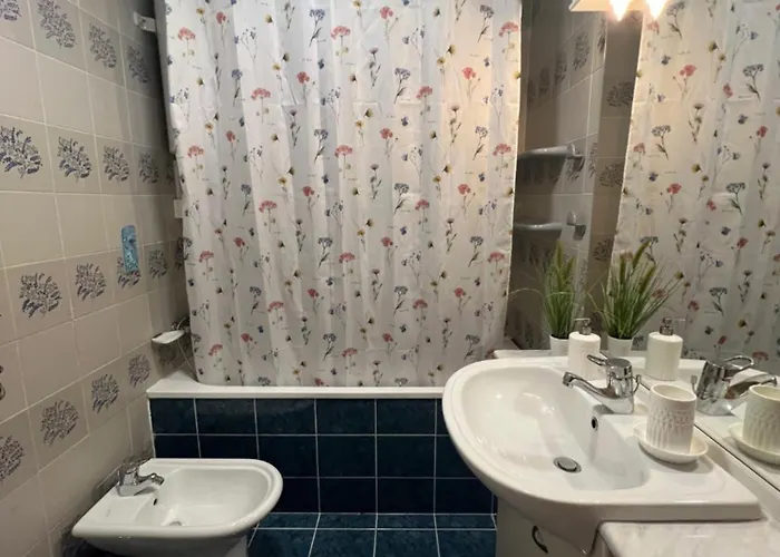 Hisa Ana بيت للعطل أنكاران